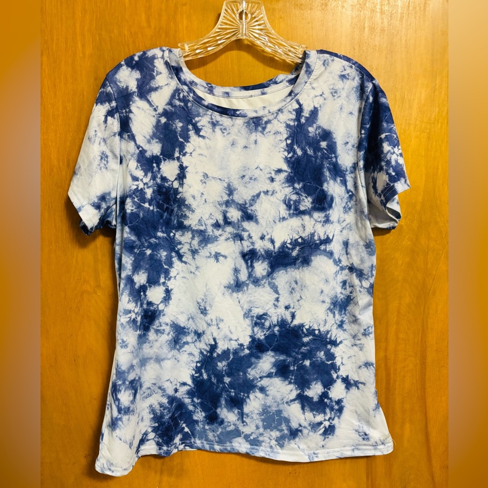 AMAZON ESSENTIALS, Blue Tie-Dye Women's Top, Size Large